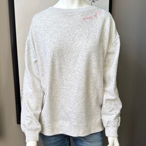 Hollister Light Gray Sweatshirt ‘class of 26’ with satin bow in back